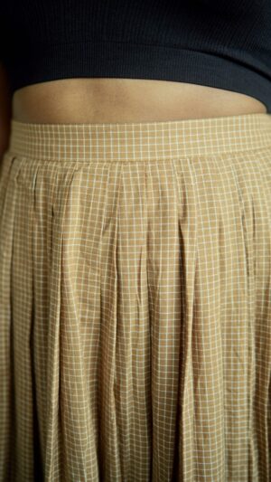 Beige Checkered Round Pleated Skirt